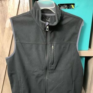 Men’s medium Fleece Vest